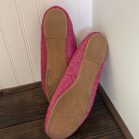 BOC Born Concept Pink Embossed Leather Women's Ballet Flats - Picture 5 of 7